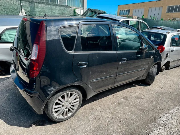 MITSUBISHI COLT 1.3 PETROL 70 KW 2008