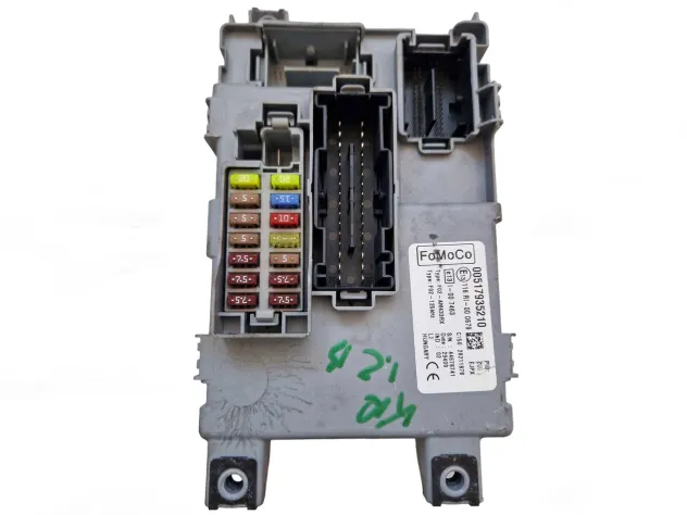 00517935210 FUSE BOX BODY COMPUTER FORD KA