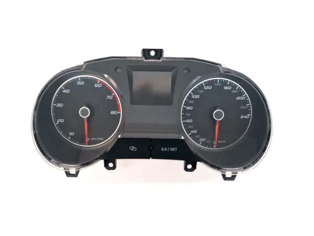 SPEEDOMETER SEAT IBIZA 1.2 PETROL 2015