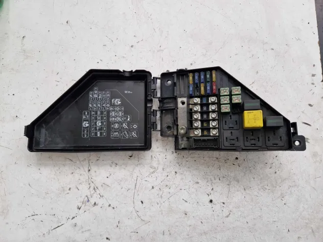 YQE103530/R/R141806083101 BODY COMPUTER CONTROL UNIT LAND ROVER